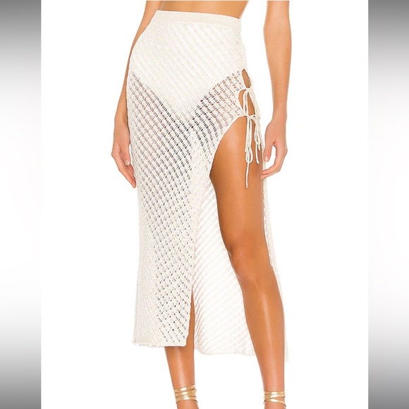 Offshore Midi Skirt & Crop Tank in White & Gold - Picture 2 of 16